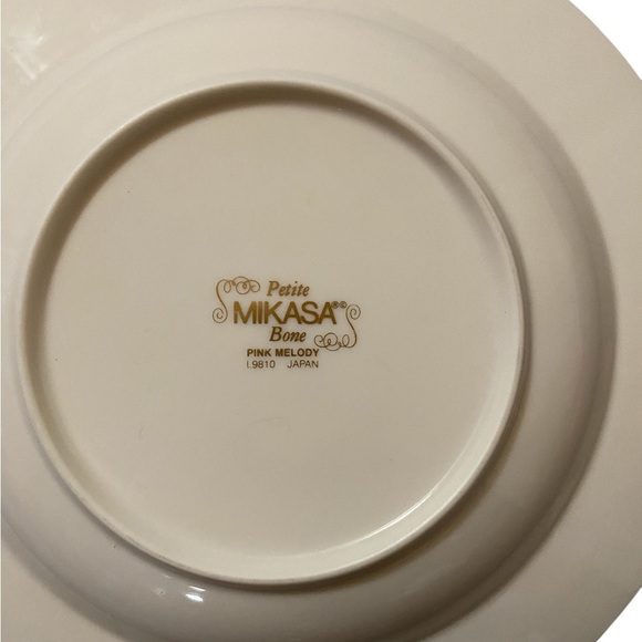 MIKASA PINK MELODY BONE CHINA FLORAL PATTERNED PLATES 9.5" SET OF 3 - Picture 9 of 12